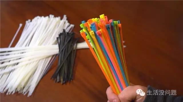 Diversi modi ingegnosi per fascette in nylon
